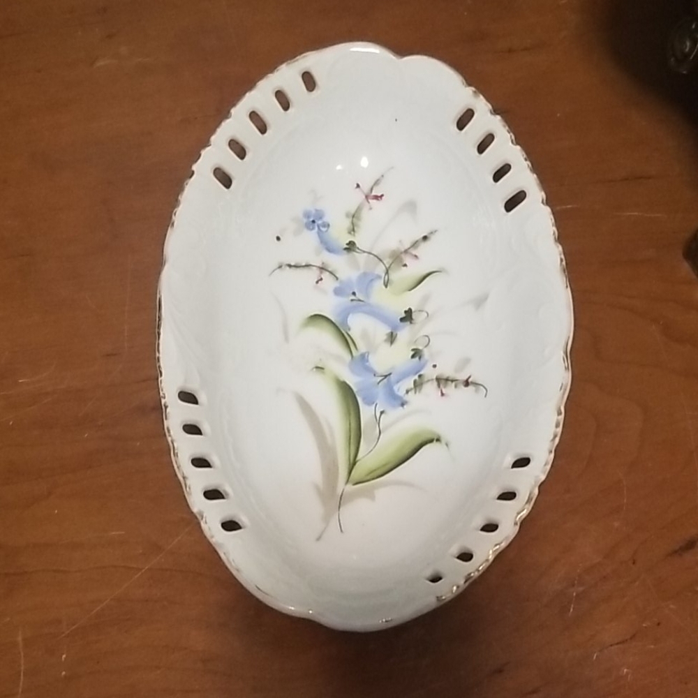 Excelsior Germany Reticulated Handpainted Bowli
